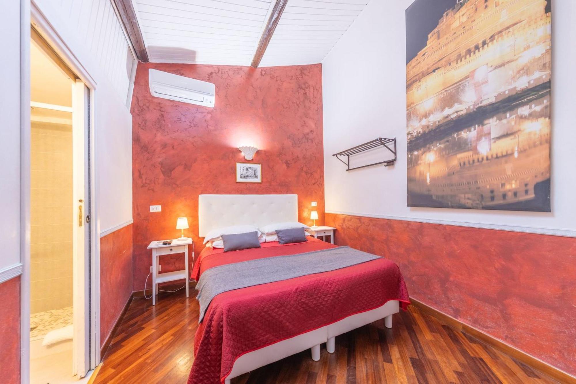 Room In Bb - Skylight Double Room In History House 로마 외부 사진